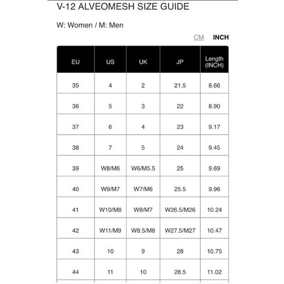 EUC/LIKE NEW VEJA V-12 VEGAN ALVEOMESH IN DUNE WHITE - SIZE 6 - Picture 10 of 16